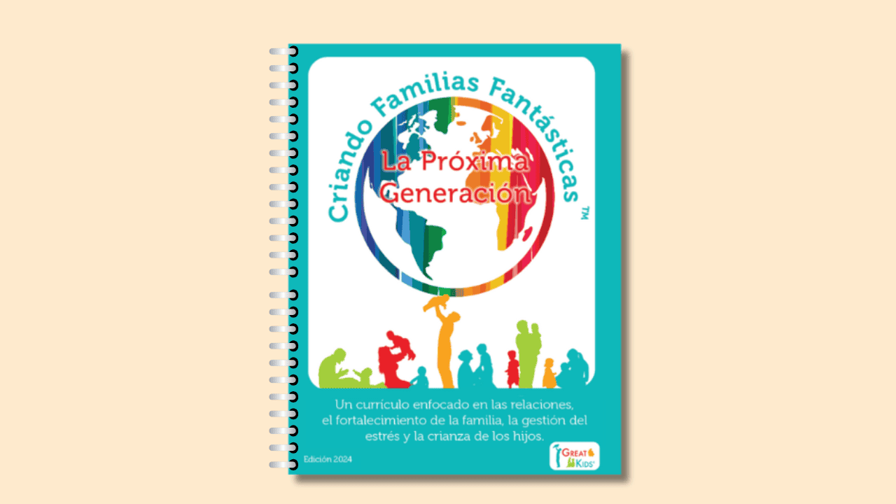 Cover of a family-strengthening curriculum manual in Spanish.